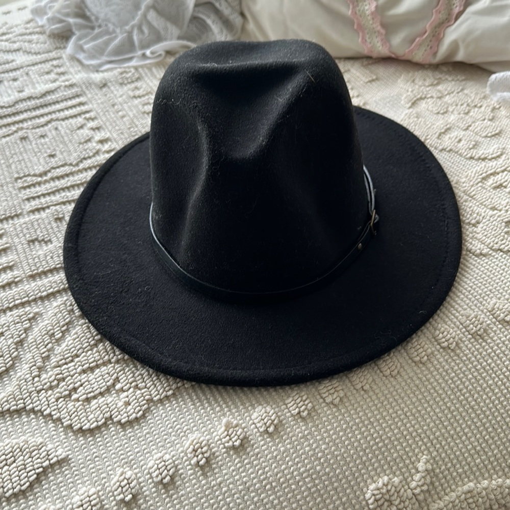 Black hat